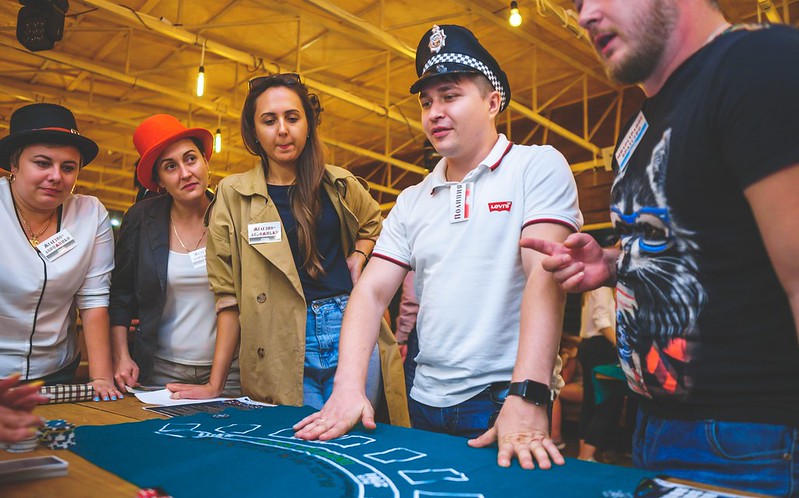 Корпоративные сувениры и подарки на День нефтяника в Tver