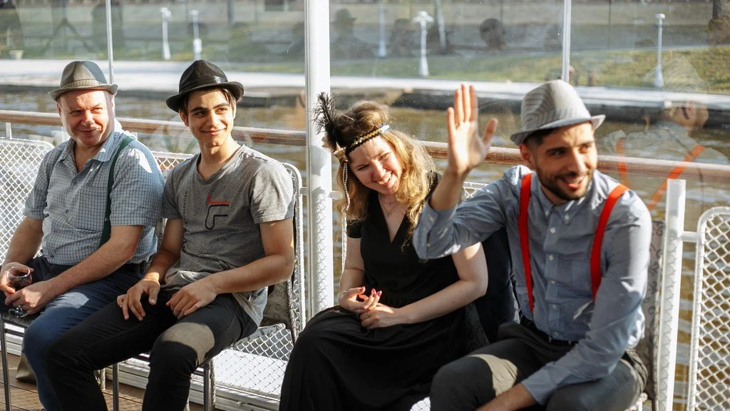 Необычное место «Теплоход». 